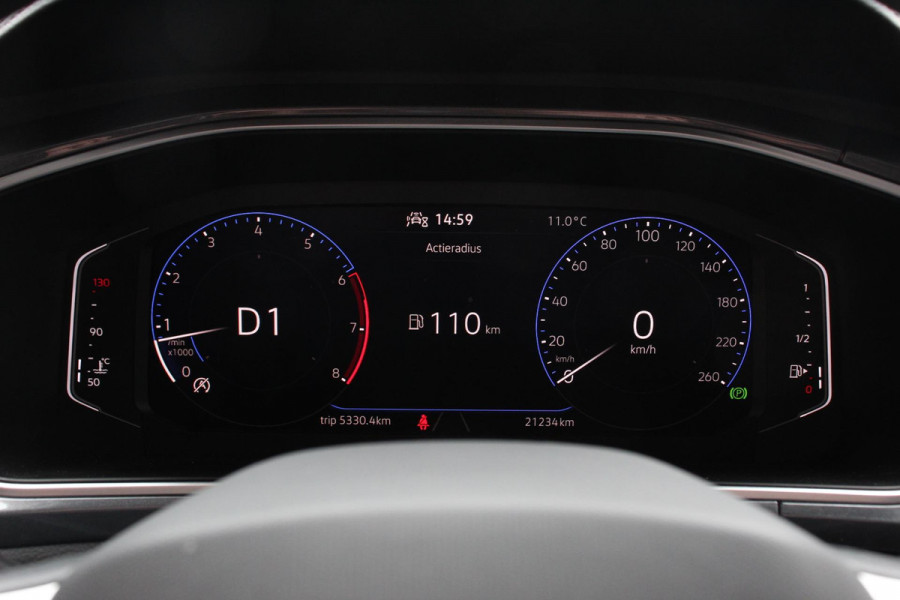 Volkswagen T-Roc 1.5 TSI 150pk DSG Style | Navigatie | Apple Carplay/Android Auto | Parkeersensoren | Camera | Adaptive Cruise Control | Park Assist | Stoel- en stuurverwarming | Elektrische achterklep | LED-koplampen | Getinte ramen