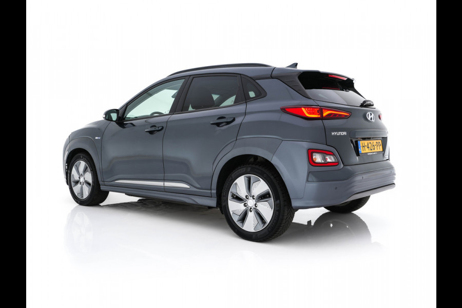 Hyundai Kona EV Premium 64 kWh ( Fase-3 ) { SOH-96%) Aut.* HEAT-PUMP | NAVI-FULLMAP | KEYLESS | CAMERA | DAB | ECC | PDC | ADAPTIVE-CRUISE | CCS-FASTLOADER | LANE-ASSIST | HEATED-COMFORTSEATS | 17''ALU*