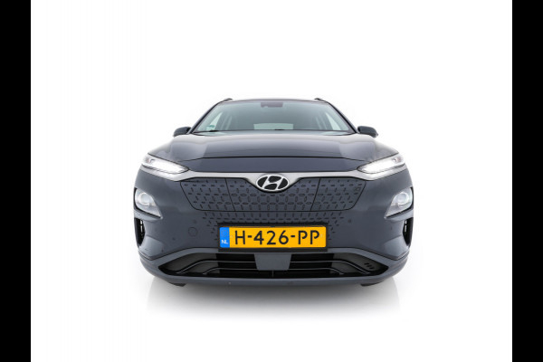 Hyundai Kona EV Premium 64 kWh ( Fase-3 ) { SOH-96%) Aut.* HEAT-PUMP | NAVI-FULLMAP | KEYLESS | CAMERA | DAB | ECC | PDC | ADAPTIVE-CRUISE | CCS-FASTLOADER | LANE-ASSIST | HEATED-COMFORTSEATS | 17''ALU*