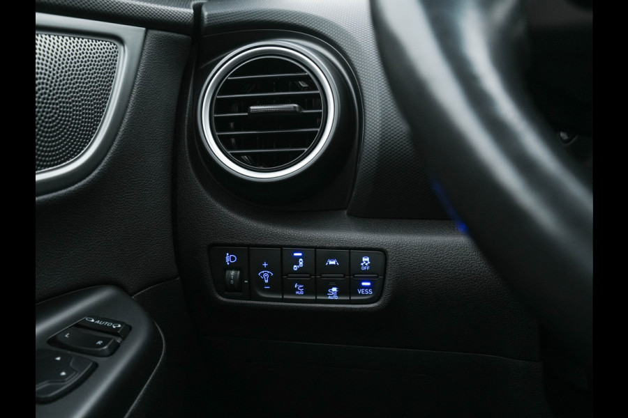 Hyundai Kona EV Premium 64 kWh ( Fase-3 ) { SOH-96%) Aut.* HEAT-PUMP | NAVI-FULLMAP | KEYLESS | CAMERA | DAB | ECC | PDC | ADAPTIVE-CRUISE | CCS-FASTLOADER | LANE-ASSIST | HEATED-COMFORTSEATS | 17''ALU*