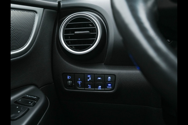 Hyundai Kona EV Premium 64 kWh ( Fase-3 ) { SOH-96%) Aut.* HEAT-PUMP | NAVI-FULLMAP | KEYLESS | CAMERA | DAB | ECC | PDC | ADAPTIVE-CRUISE | CCS-FASTLOADER | LANE-ASSIST | HEATED-COMFORTSEATS | 17''ALU*