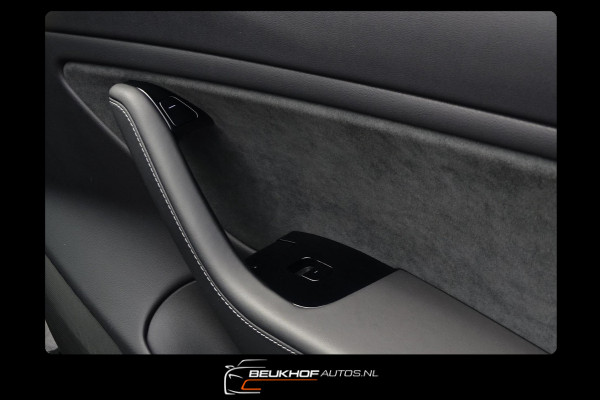 Tesla Model 3 Standard Trekhaak Navigatie Pano Leer Camera