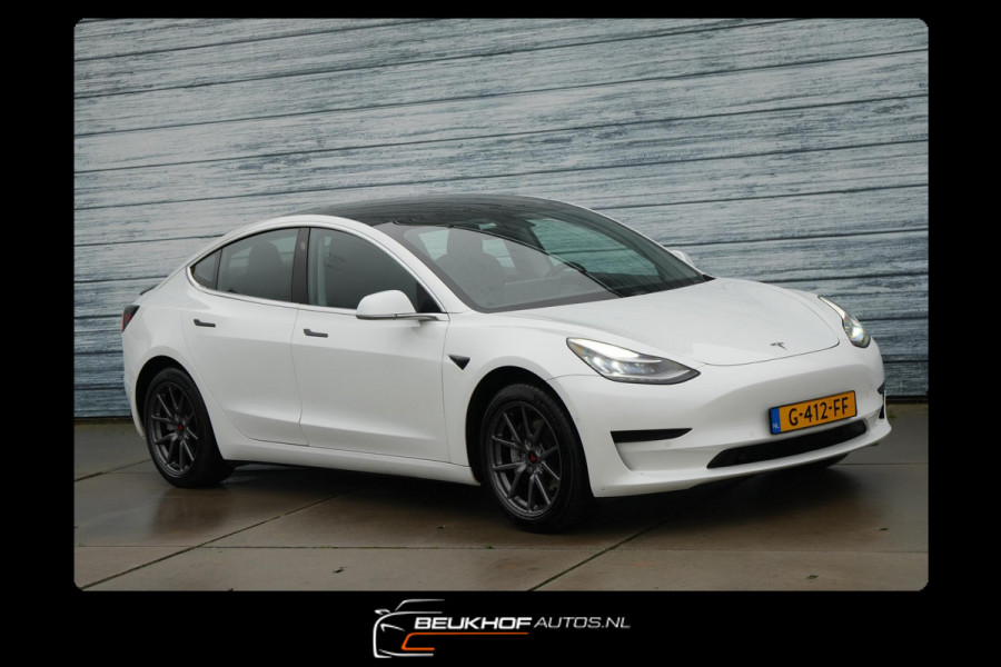 Tesla Model 3 Standard Trekhaak Navigatie Pano Leer Camera