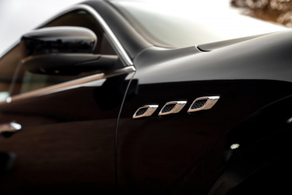 Maserati Levante 3.0 V6 S TwinTurbo AWD GranSport 430 PK Leder Luchtvering 21''