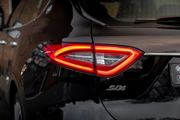 Maserati Levante 3.0 V6 S TwinTurbo AWD GranSport 430 PK Leder Luchtvering 21''