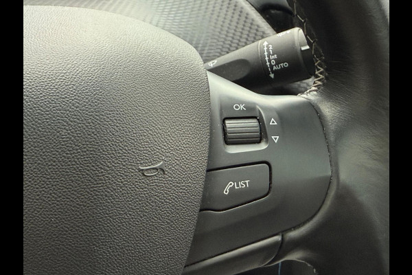 Peugeot 2008 1.2 PureTech Allure | Automaat | Pano | Airco | Cruise |