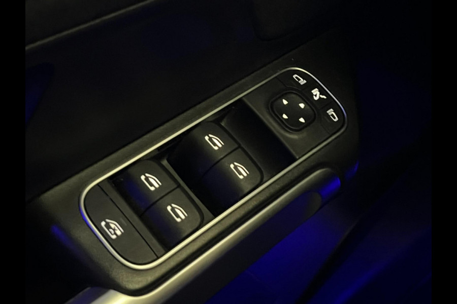 Mercedes-Benz GLB-Klasse 200 / AMG / NL-auto / Pano / Memory