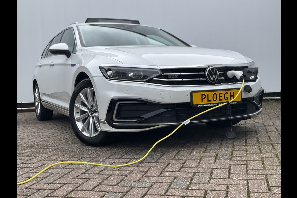 Volkswagen Passat Variant 1.4 TSI PHEV GTE Pano.dak Trekhaak Adap.cruise Stoel.stuurverw.
