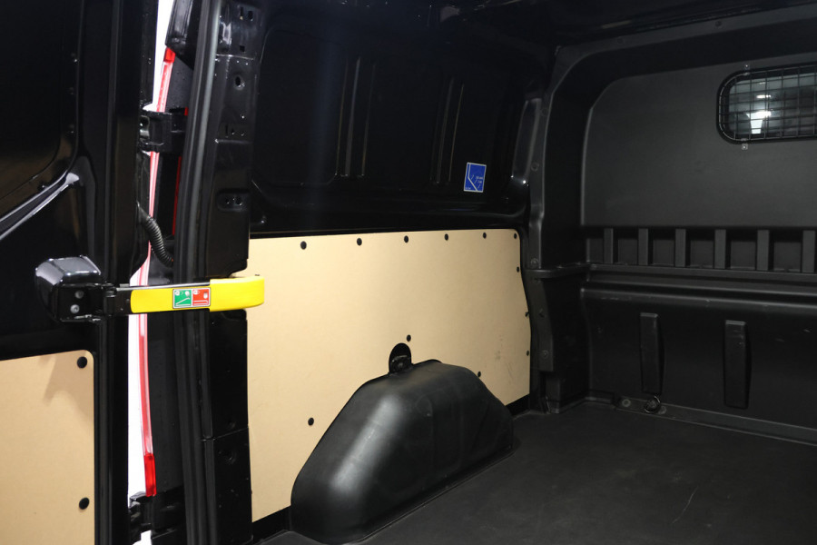 Ford Transit Custom 320 2.0 TDCI L2H1 Limited DC 170Pk, 5 Pers. Leer, 2x schuifdeur
