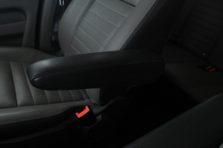 Ford Transit Custom 320 2.0 TDCI L2H1 Limited DC 170Pk, 5 Pers. Leer, 2x schuifdeur