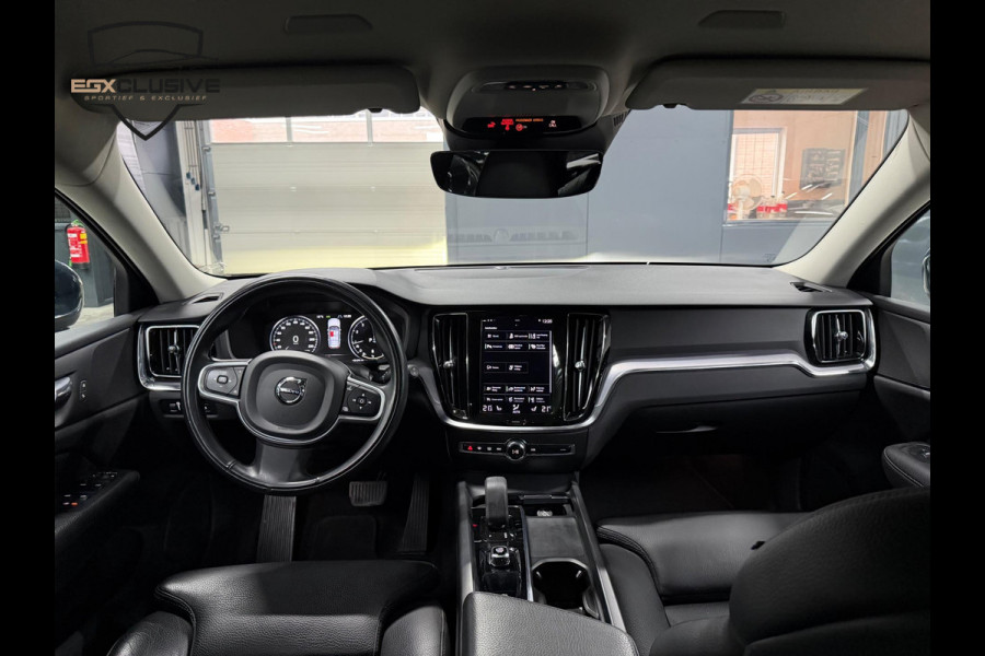 Volvo V60 2.0 B4 Momentum Business | Leder | Adaptive CC |Camera