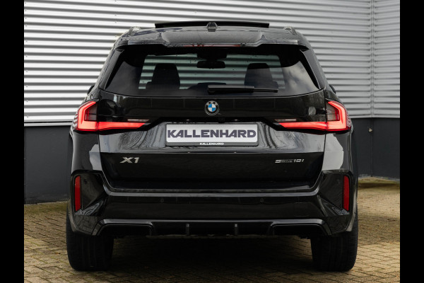 BMW X1 sDrive18i M-Sport Pro - Pano - Memoryzetel - Trekhaak - ACC - Head-Up - Harman Kardon