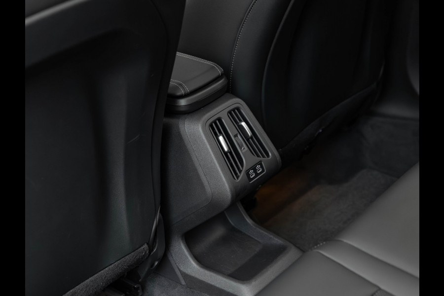 BMW X1 sDrive18i M-Sport Pro - Pano - Memoryzetel - Trekhaak - ACC - Head-Up - Harman Kardon