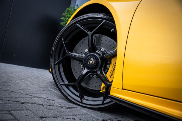 Lamborghini Huracán Evo Spyder 5.2 V10 - Giallo Inti | Dealer O.H. | Lift | Sensonum