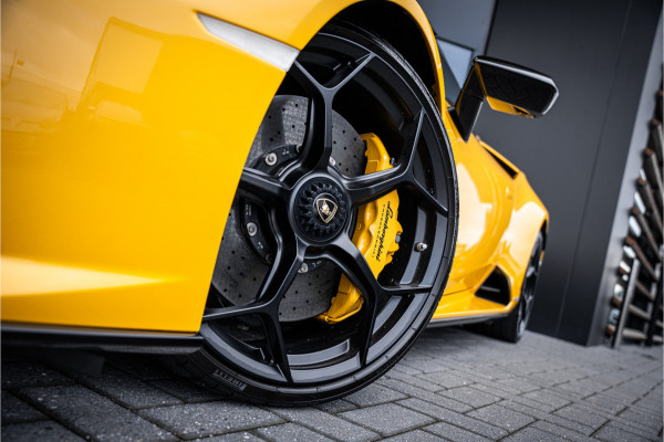 Lamborghini Huracán Evo Spyder 5.2 V10 - Giallo Inti | Dealer O.H. | Lift | Sensonum