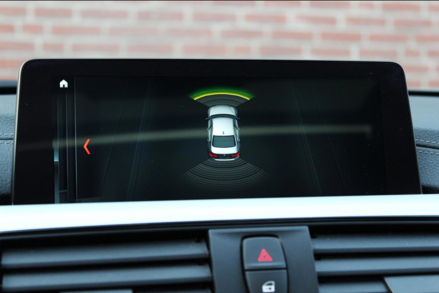 BMW 3-serie 330e Sport Line (€ 15,2K ex BTW), Schuifdak (BTW-auto, 1e eigenaar)