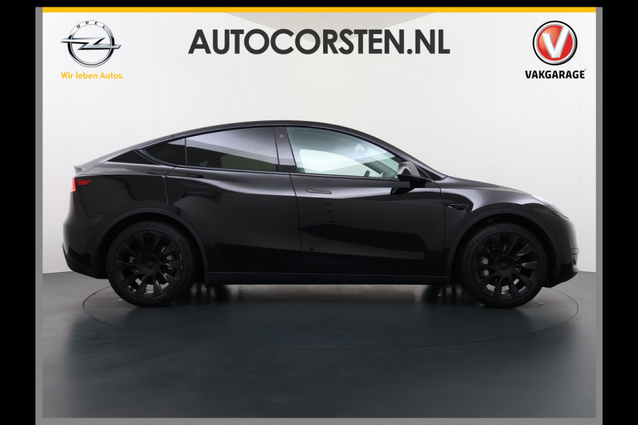 Tesla Model Y RWD LFP-Accu SOH 97% Lmv 20" Warmtepomp Adap.Cruise Navi Ecc Camera's Panoramadak Autopilot Stoel+Stuur+Achterbank Verwarming Elek.Achterklep Dodehoek detector Draadloze telefoonlader Origineel Nederlandse Auto