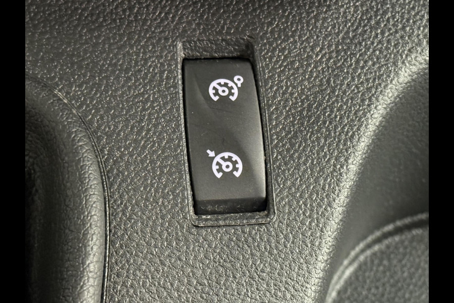 Renault Master T35 2.3 dCi 145PK Energy Bakwagen Meubelbak Laadklep Airco Navi Cruise Control