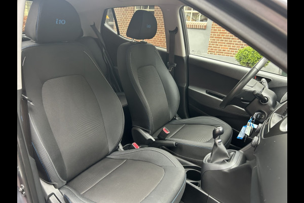 Hyundai i10 1.0i i-M. Go! Navi, Cruise, Clima