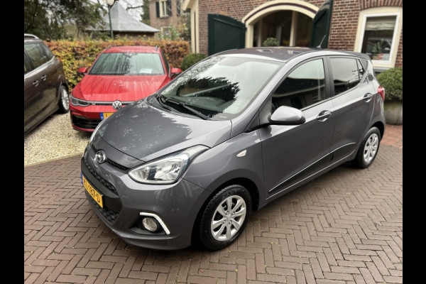 Hyundai i10 1.0i i-M. Go! Navi, Cruise, Clima