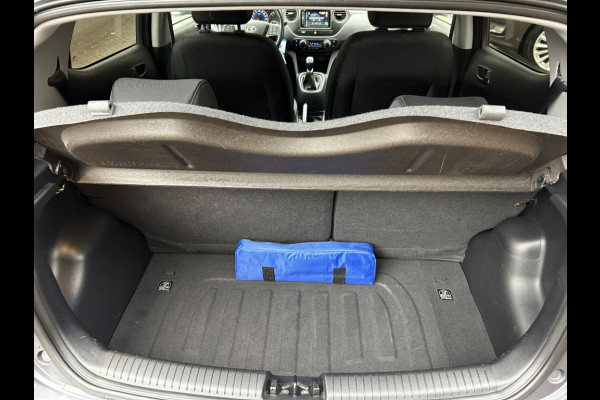 Hyundai i10 1.0i i-M. Go! Navi, Cruise, Clima