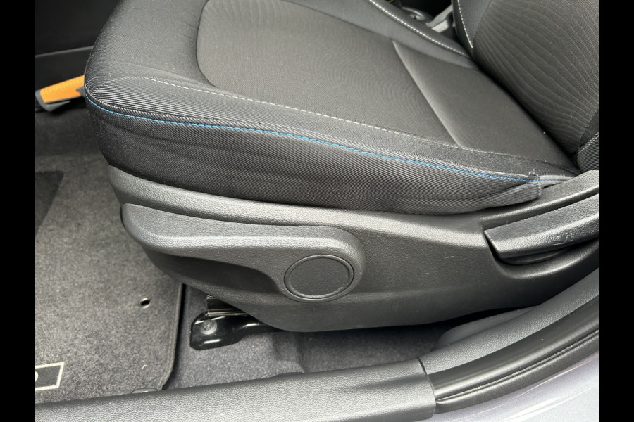 Hyundai i10 1.0i i-M. Go! Navi, Cruise, Clima