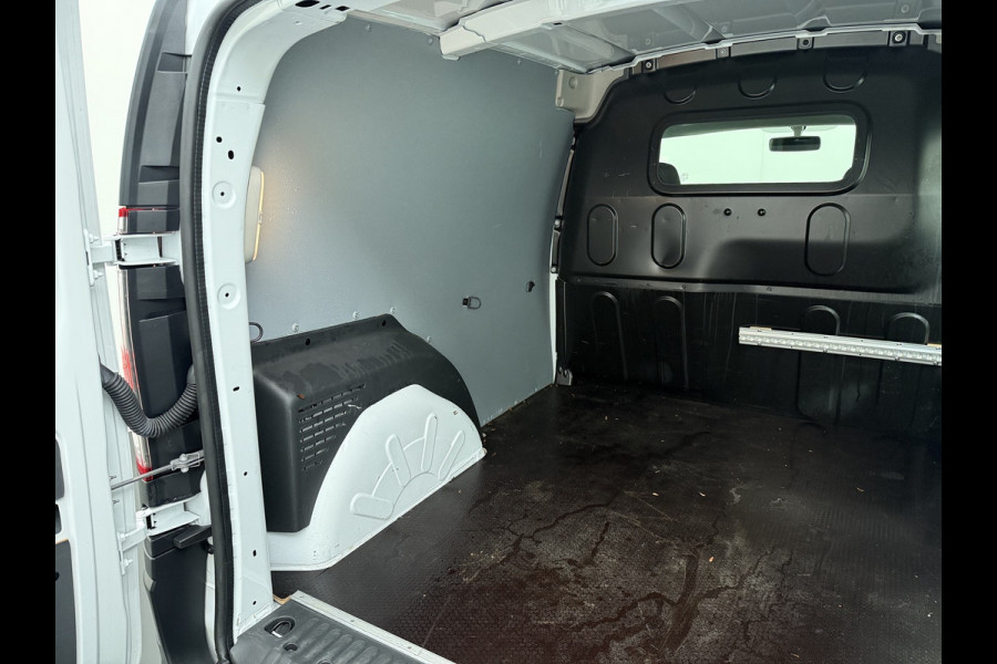 Renault Kangoo 1.5 Blue dCi 80 Comfort, Trekhaak, Navigatie, 6 bak, Cruise Control