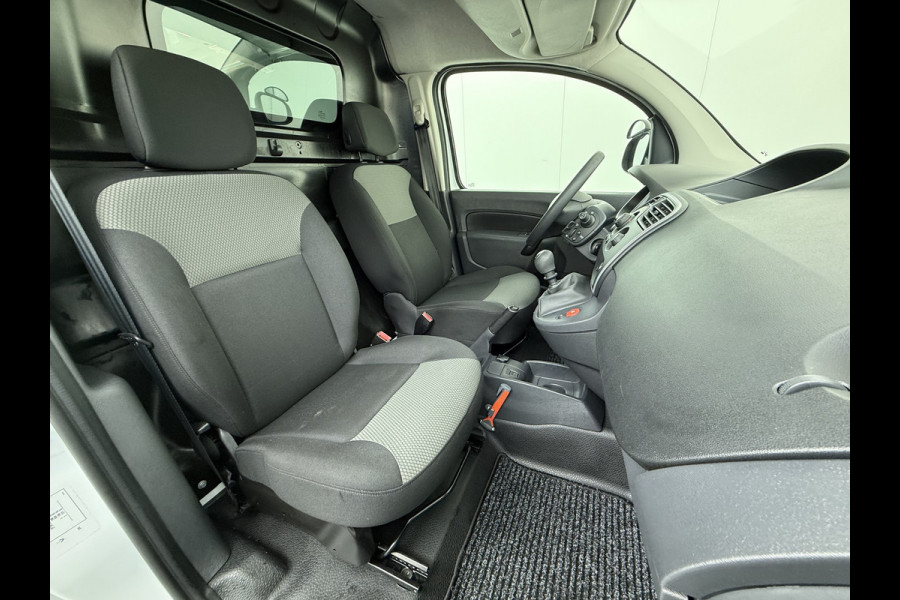 Renault Kangoo 1.5 Blue dCi 80 Comfort, Trekhaak, Navigatie, 6 bak, Cruise Control