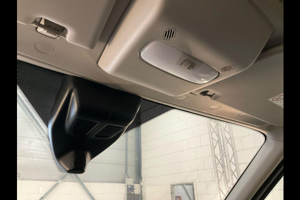 Ford Transit 350 2.0 TDCI L3H2 Trend 130pk | Zuid | Safety en Comfort pack | Trekhaak | SYNC 4 Navigatie