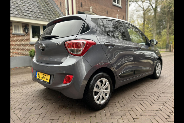 Hyundai i10 1.0i i-M. Go! Navi, Cruise, Clima