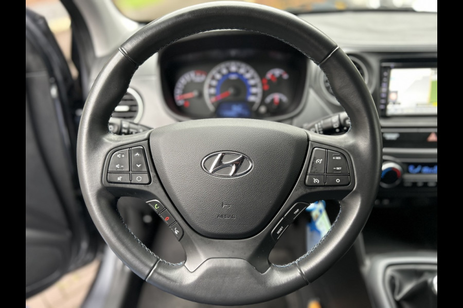 Hyundai i10 1.0i i-M. Go! Navi, Cruise, Clima