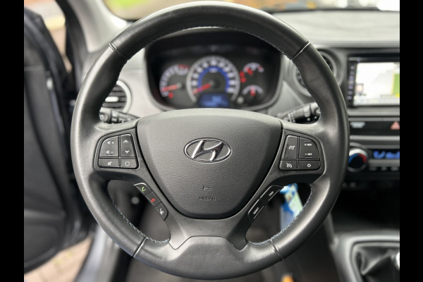 Hyundai i10 1.0i i-M. Go! Navi, Cruise, Clima