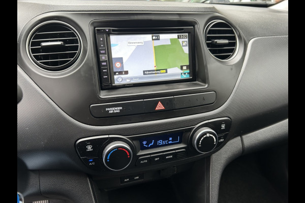 Hyundai i10 1.0i i-M. Go! Navi, Cruise, Clima