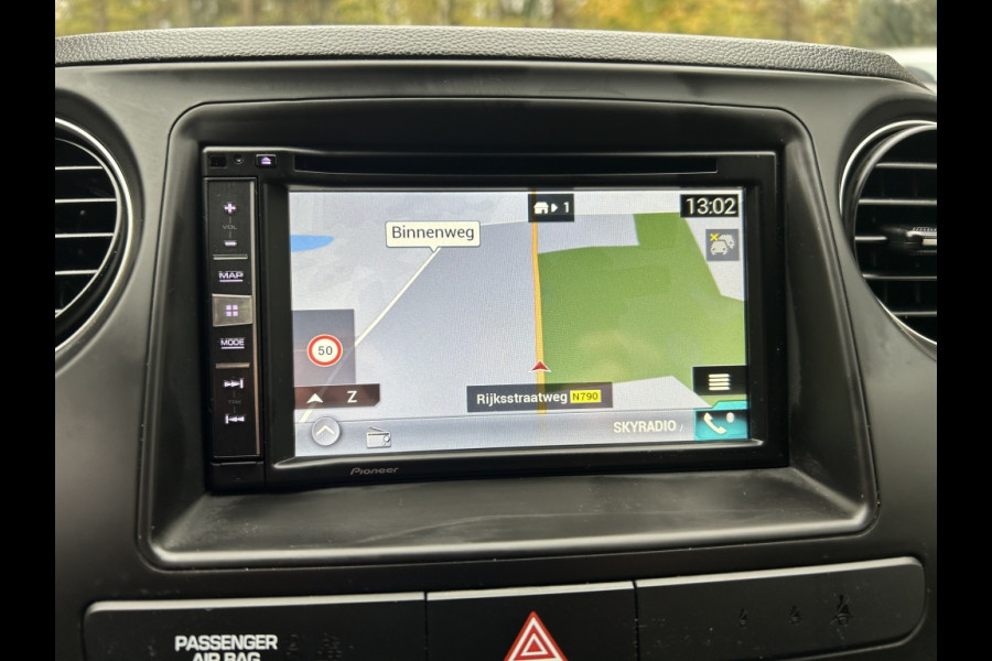 Hyundai i10 1.0i i-M. Go! Navi, Cruise, Clima