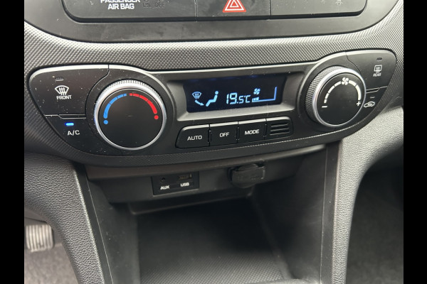 Hyundai i10 1.0i i-M. Go! Navi, Cruise, Clima