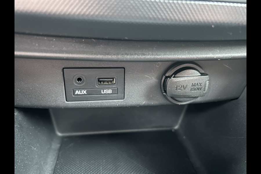 Hyundai i10 1.0i i-M. Go! Navi, Cruise, Clima