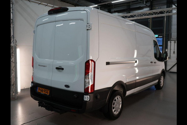 Ford Transit 350 2.0 TDCI L3H2 Trend 130pk | Navigatie Pack | Safety en Comfort Pack | Trekhaak