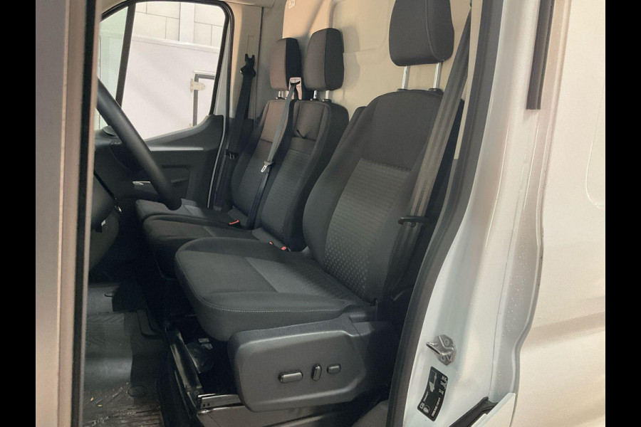 Ford Transit 350 2.0 TDCI L3H2 Trend 130pk | Navigatie Pack | Safety en Comfort Pack | Trekhaak
