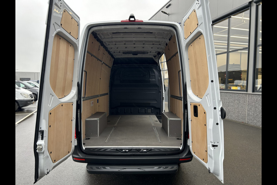 Mercedes-Benz Sprinter 317 CDI L2 H2 MBUX / 360 Camera / Geveerde stoel / Navigatie / Cruise control / Airco / 270 Graden achterdeuren