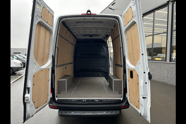 Mercedes-Benz Sprinter 317 CDI L2 H2 MBUX / 360 Camera / Geveerde stoel / Navigatie / Cruise control / Airco / 270 Graden achterdeuren