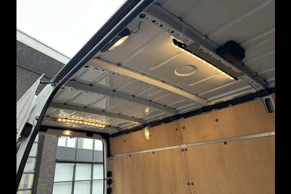 Mercedes-Benz Sprinter 317 CDI L2 H2 MBUX / 360 Camera / Geveerde stoel / Navigatie / Cruise control / Airco / 270 Graden achterdeuren