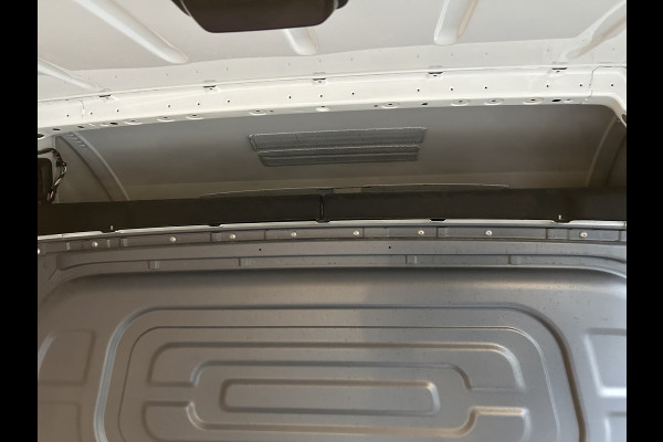 Mercedes-Benz Sprinter 317 CDI L2 H2 MBUX / 360 Camera / Geveerde stoel / Navigatie / Cruise control / Airco / 270 Graden achterdeuren