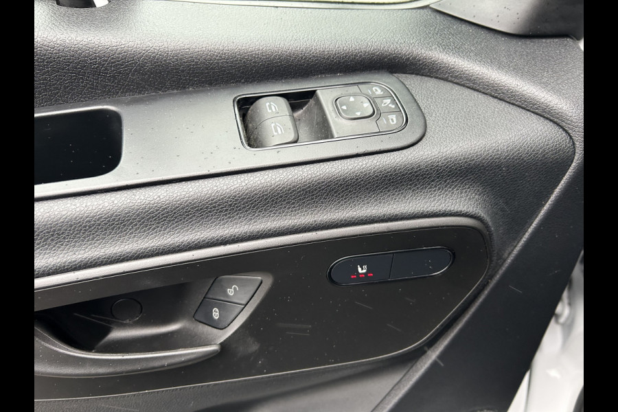 Mercedes-Benz Sprinter 317 CDI L2 H2 MBUX / 360 Camera / Geveerde stoel / Navigatie / Cruise control / Airco / 270 Graden achterdeuren