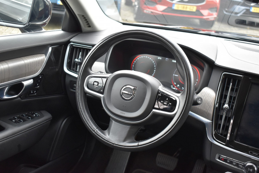 Volvo V90 T8 AWD 390PK Plug-in Hybrid Inscription | H&K | ACC | BLIS | Trekhaak | Camera | Stuurverwarming | Leder