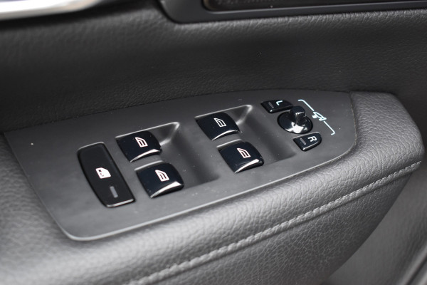 Volvo V90 T8 AWD 390PK Plug-in Hybrid Inscription | H&K | ACC | BLIS | Trekhaak | Camera | Stuurverwarming | Leder