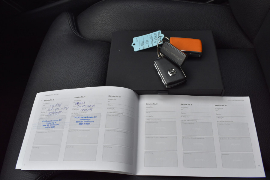 Volvo V90 T8 AWD 390PK Plug-in Hybrid Inscription | H&K | ACC | BLIS | Trekhaak | Camera | Stuurverwarming | Leder