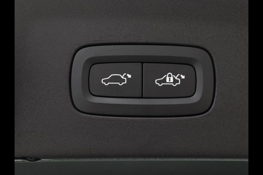 Polestar 2 Standard Range Single Motor 63kWh | 360 Camera | Stoelverwarming | Adaptive cruise | Carplay | Park Assist | 19'' | Keyless | Full LED | Digital Cockpit | DAB