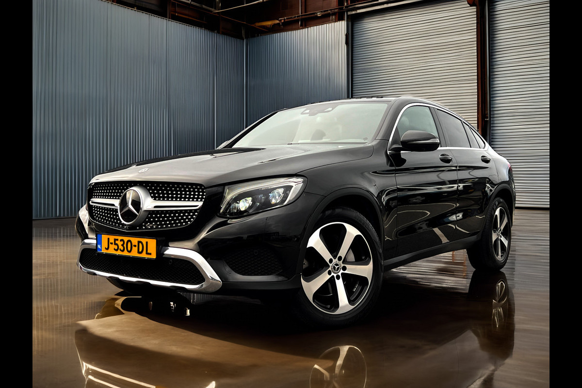 Mercedes-Benz GLC Coupé 250 4MATIC Business Solution AMG Carplay_stuurverw_Trekh