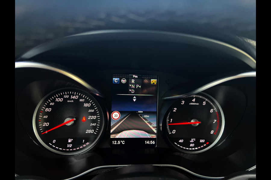 Mercedes-Benz GLC Coupé 250 4MATIC Business Solution AMG Carplay_stuurverw_Trekh