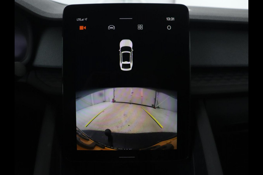 Polestar 2 Long Range Single Motor 78 kWh | Trekhaak | Stoelverwarming | Keyless | Full LED | Carplay | Navigatie | 19'' | Elektrische stoelen | Climate control | Parkeerhulp